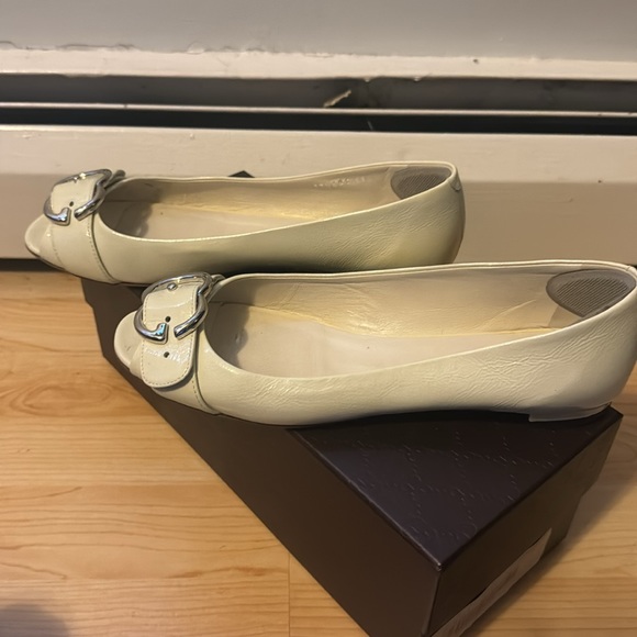 Salandia Ivory Patent Leather Flats - Picture 6 of 11